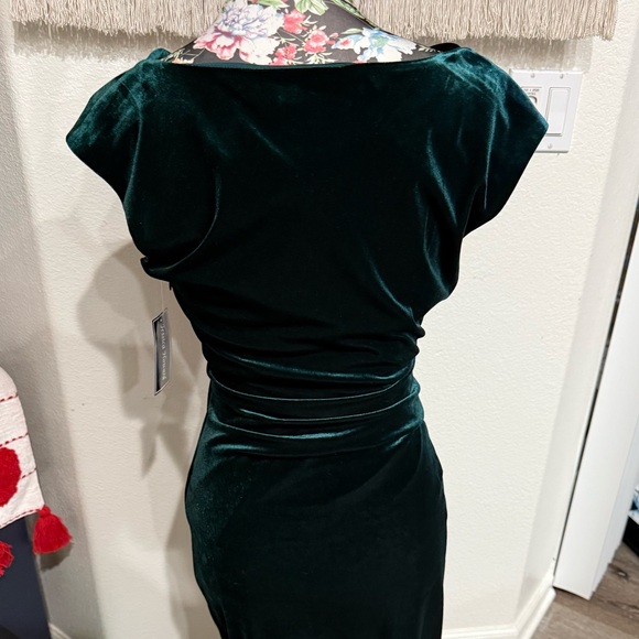 Green Velvet Dress - Picture 2 of 3